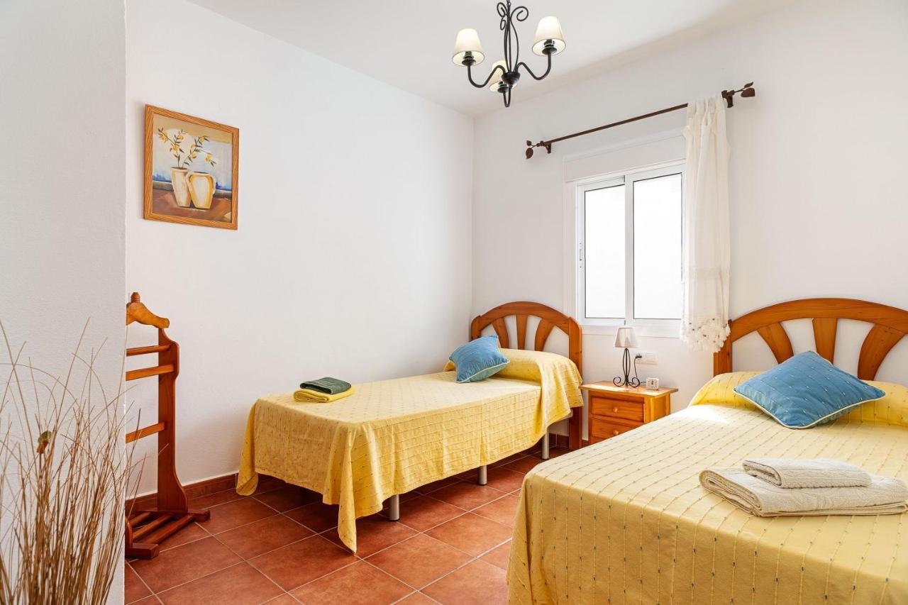Apartamento Frank - Solo Familias Conil De La Frontera Exterior photo